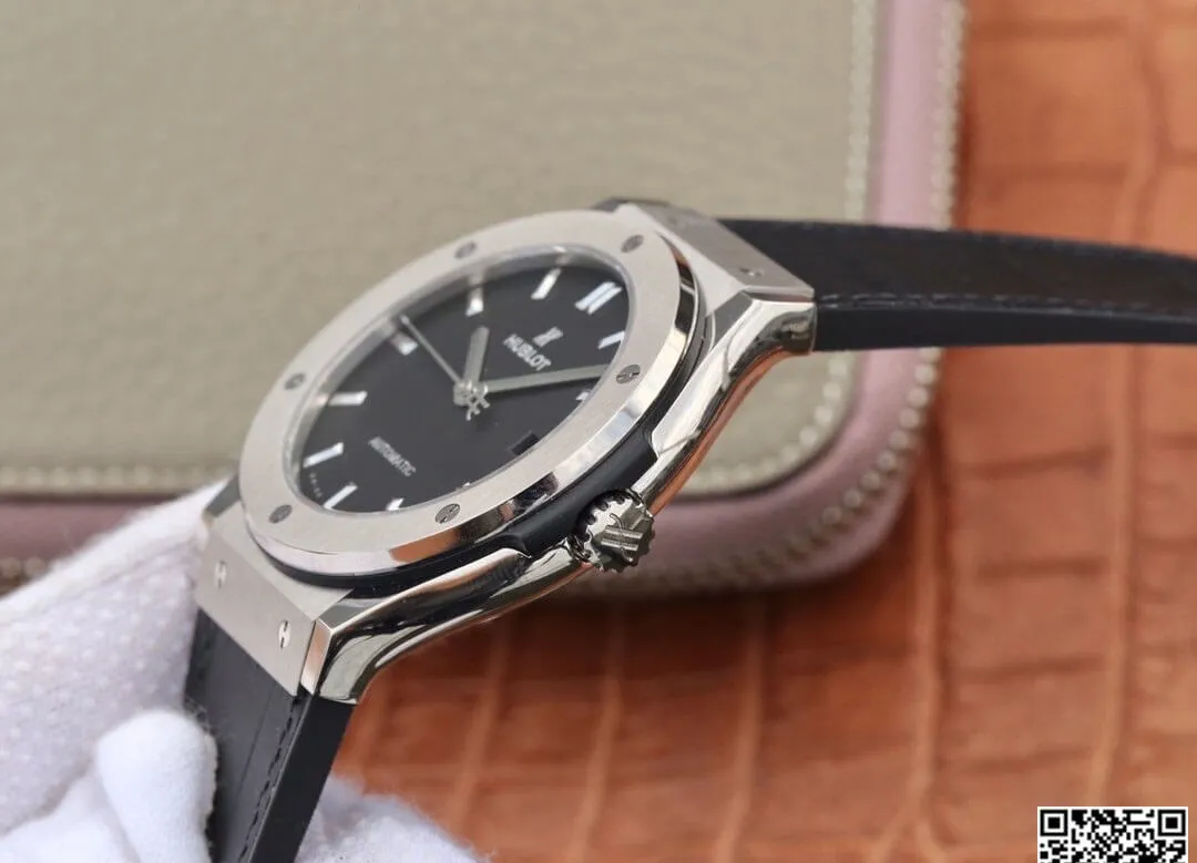 Hublot Classic Fusion 511.NX.1171.LR WWF Factory 1:1 Best Edition Replica Watch Black Strap